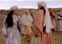 kahina snarling at xena in the desert