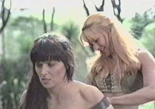 gabrielle gives xena a backrub